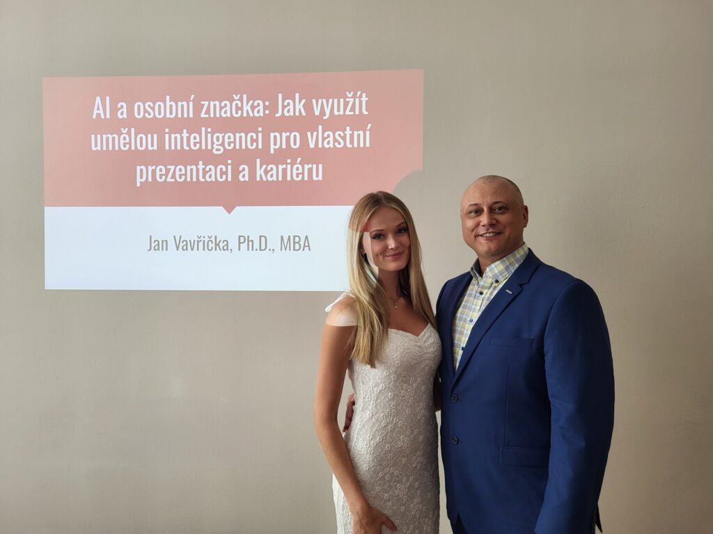 Když se osobní zna?ka potká s um?lou inteligencí. M?l jsem tu ?est p?ednášet finalistkám Miss ?eské republiky